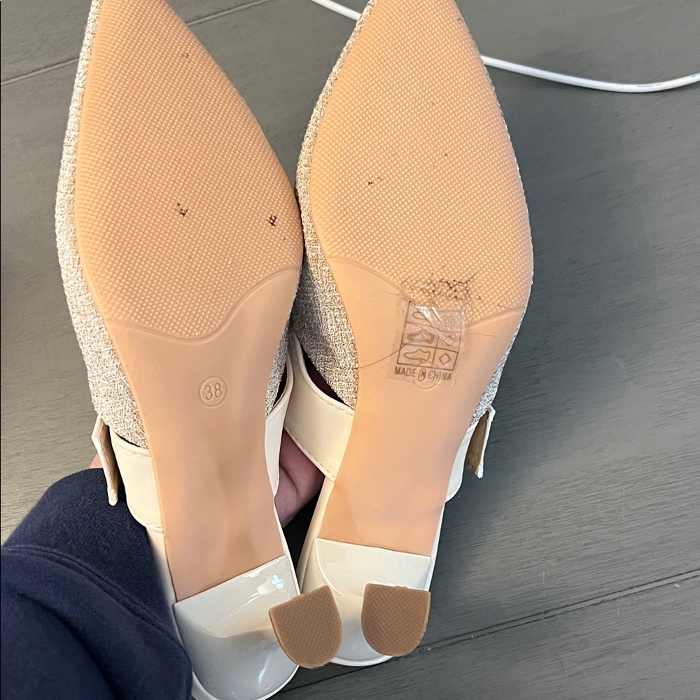 Elegant Cream and Tan Women's Mules - Picture 4 of 6
